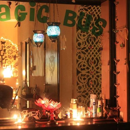 Magic Bus Kiev Hostel Eksteriør billede